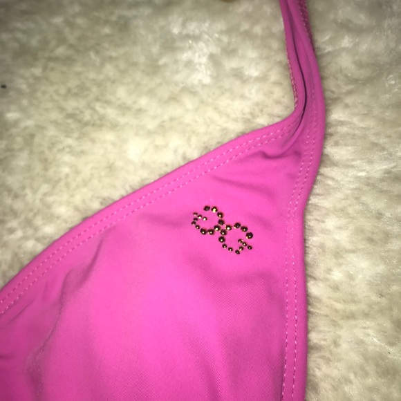 Guess bikini. Size small. Well worn. - Picture 3 of 3